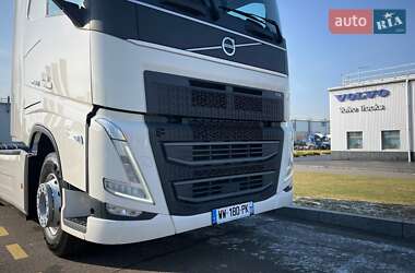 Тягач Volvo FH 13 2021 в Киеве