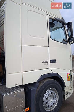 Тягач Volvo FH 13 2009 в 