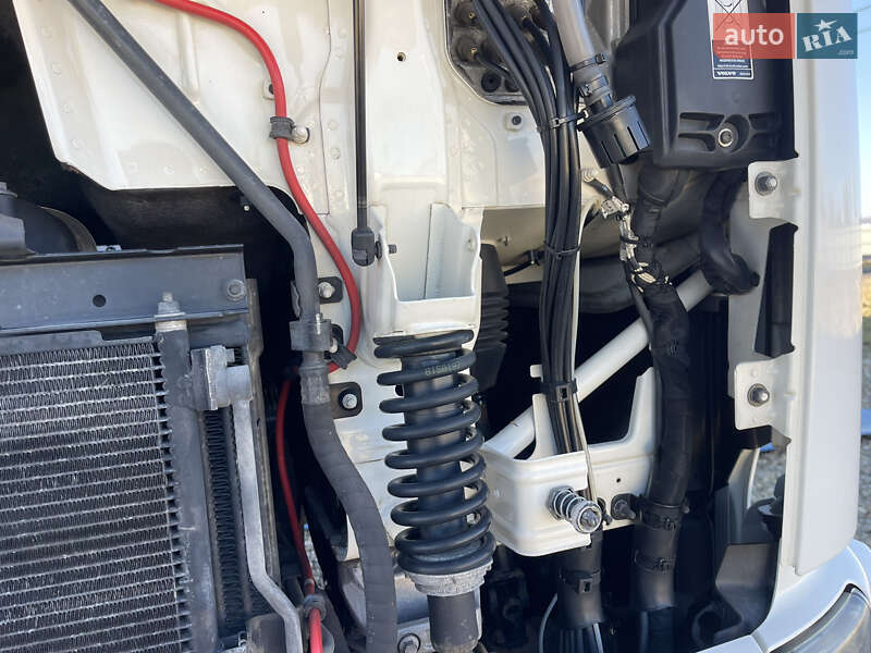 Тягач Volvo FH 13 2011 в Долине