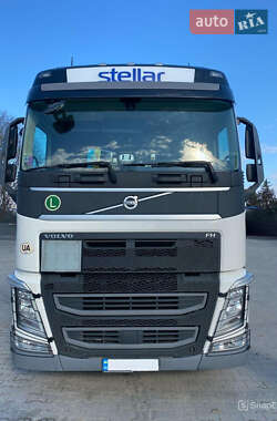 Тягач Volvo FH 13 2017 в 