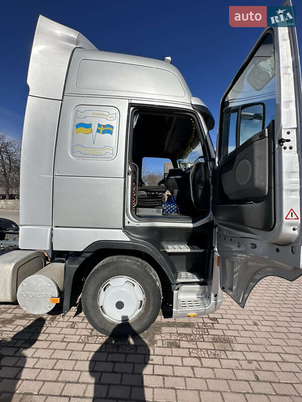 Тягач Volvo FH 13 2005 в Рокитном