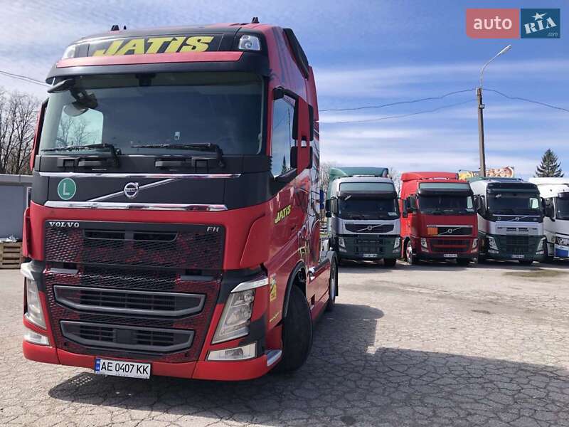 Тягач Volvo FH 13 2016 в Іршаві