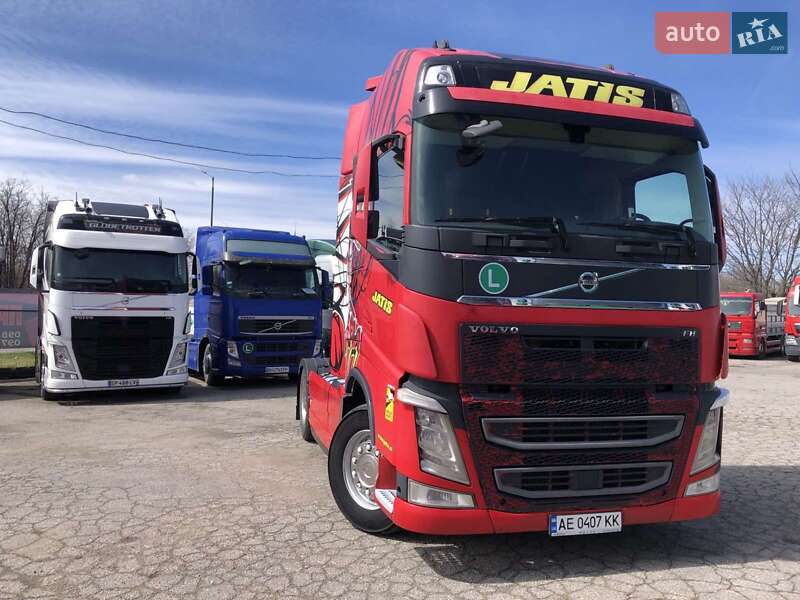 Тягач Volvo FH 13 2016 в Іршаві