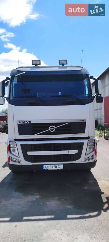 Тягач Volvo FH 13 2010 в 
