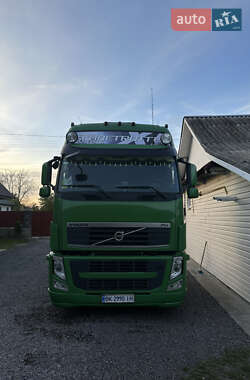 Тягач Volvo FH 13 2010 в 