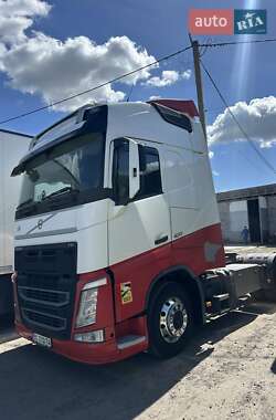 Тягач Volvo FH 13 2015 в Рава-Русской