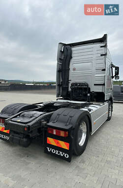 Тягач Volvo FH 13 2011 в 