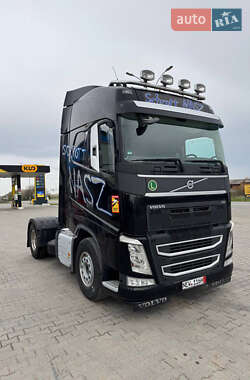 Тягач Volvo FH 13 2014 в 
