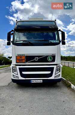 Бензовоз Volvo FH 13 2013 в 