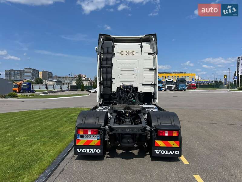 Тягач Volvo FH 13 2021 в Киеве