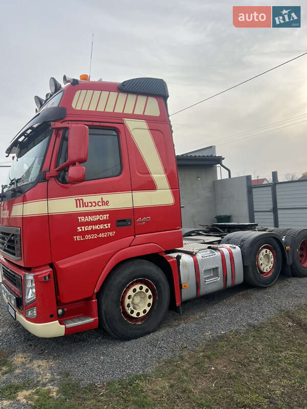 Тягач Volvo FH 13 2009 в Черноморске