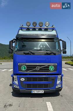 Тягач Volvo FH 13 2011 в Хусті