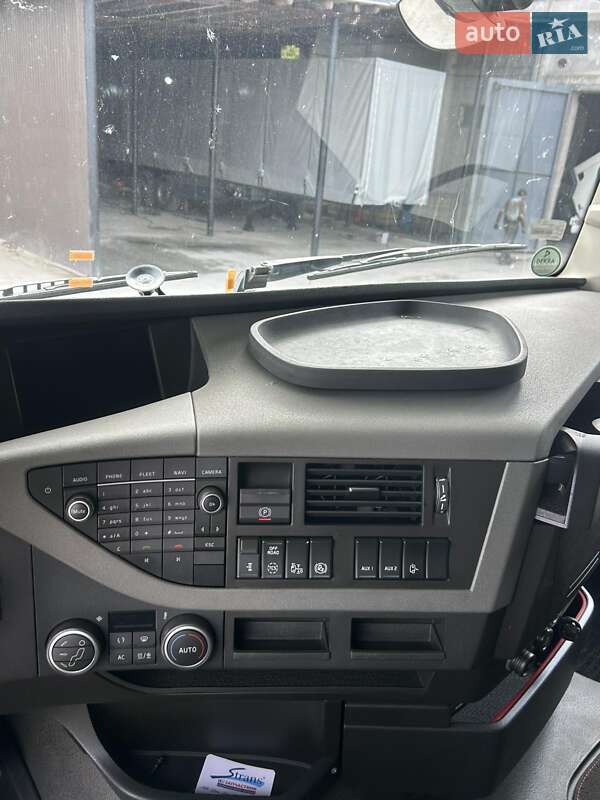 Тягач Volvo FH 13 2014 в Києві фото 15 Тягач Volvo FH 13 2014 в Києві