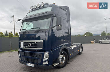 Тентованый Volvo FH 13 2012 в Долине