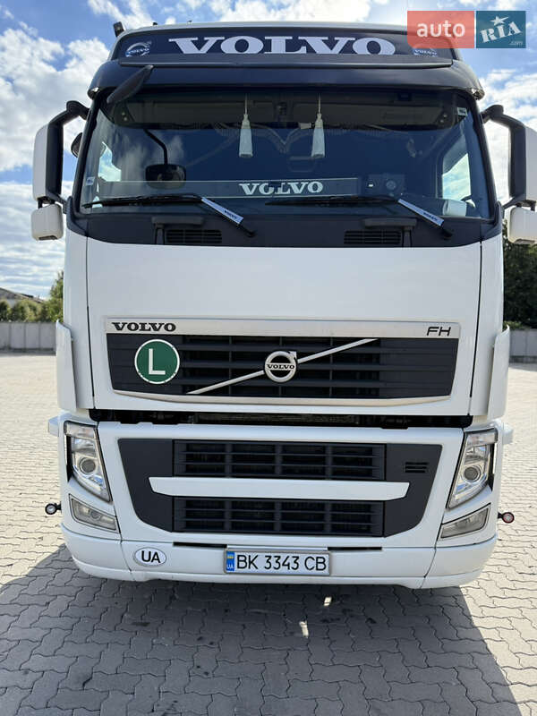 Тягач Volvo FH 13 2011 в Сарнах