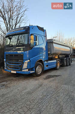 Тягач Volvo FH 13 2014 в 