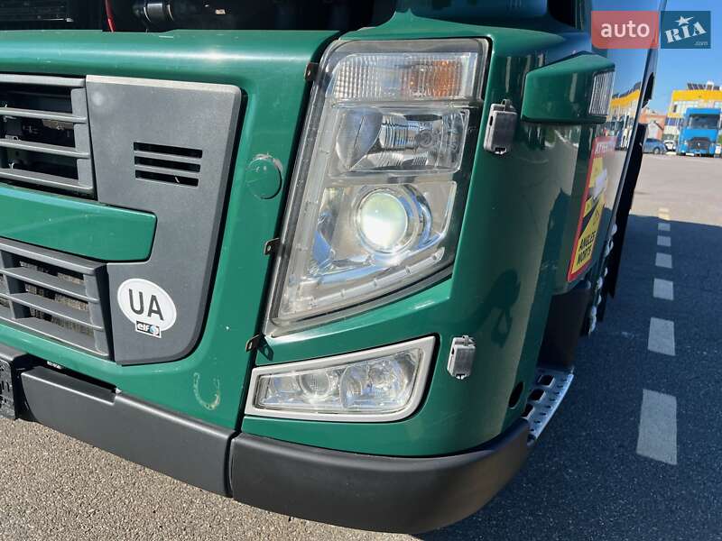 Тягач Volvo FH 13 2013 в Киеве фото 10 Тягач Volvo FH 13 2013 в Киеве