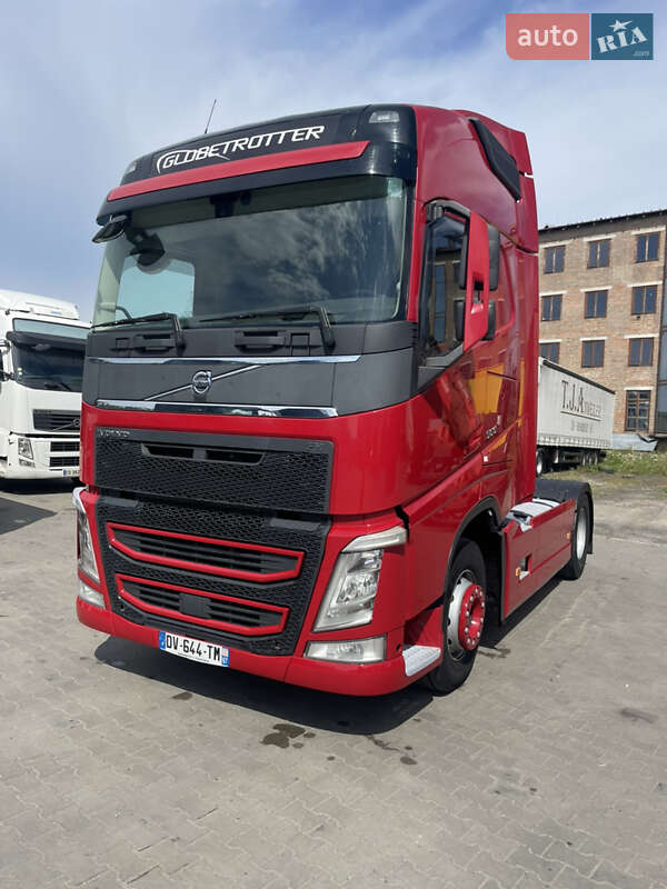 Тягач Volvo FH 13 2015 в 