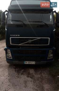 Тягач Volvo FH 13 2007 в Ровно