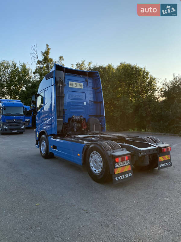 Тягач Volvo FH 13 2014 в Рівному фото 7 Тягач Volvo FH 13 2014 в Рівному