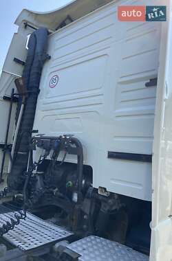 Контейнеровоз Volvo FH 13 2013 в 