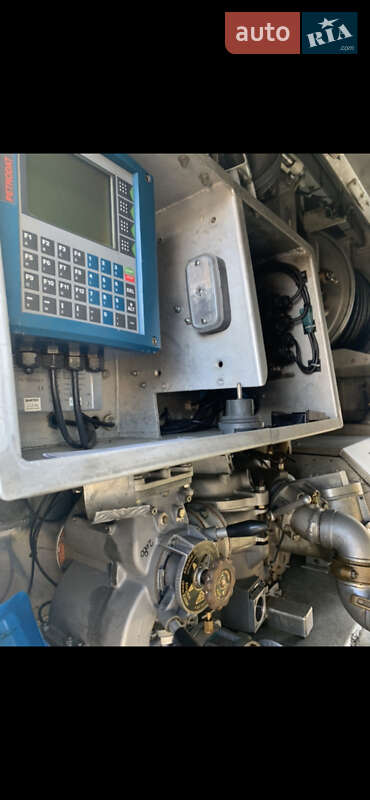 Бензовоз Volvo FH 13 2008 в Черноморске