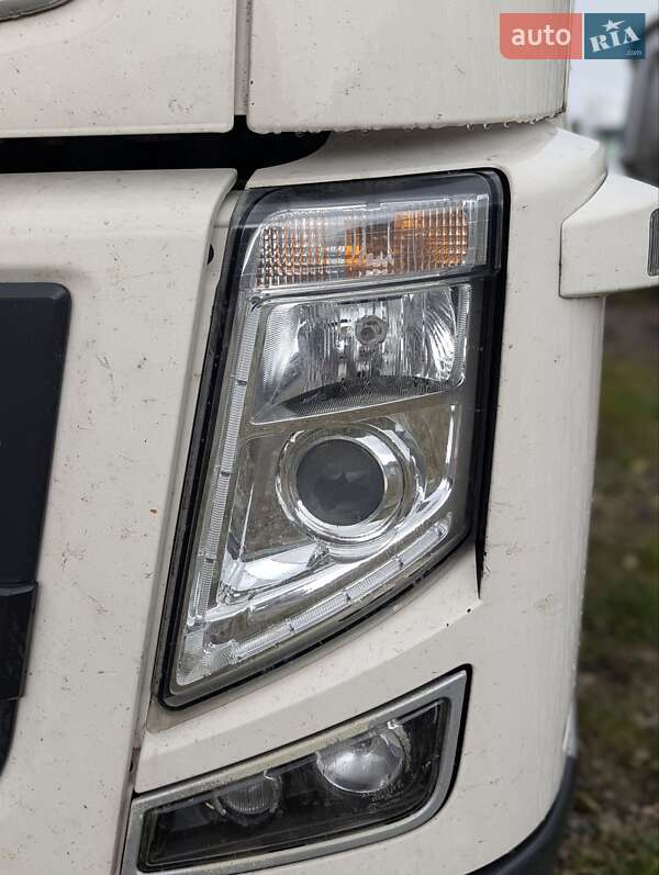 Бензовоз Volvo FH 13 2011 в Долине