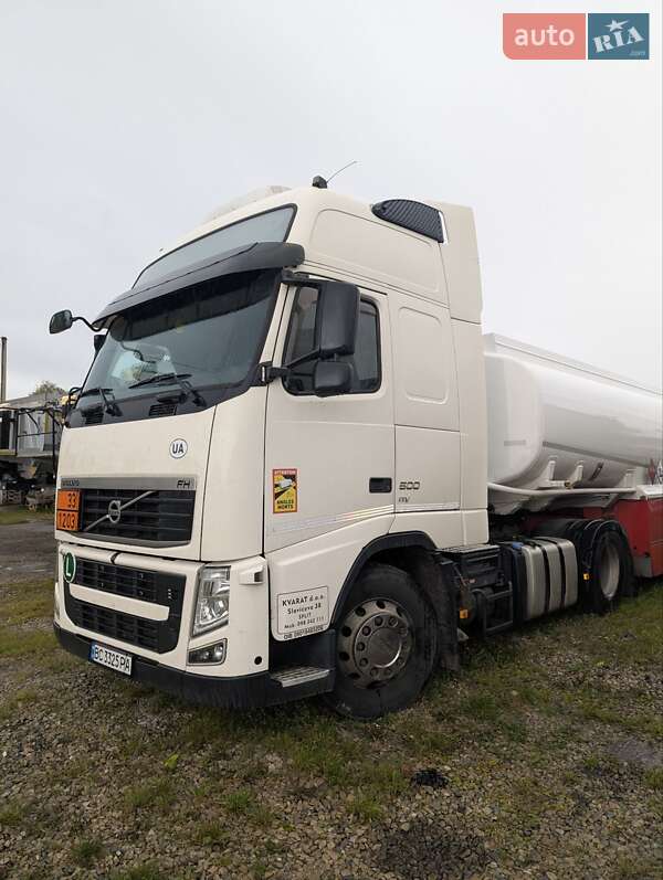 Бензовоз Volvo FH 13 2011 в Долине