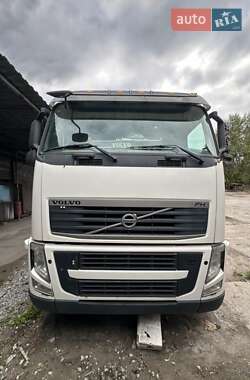 Зерновоз Volvo FH 13 2013 в Днепре