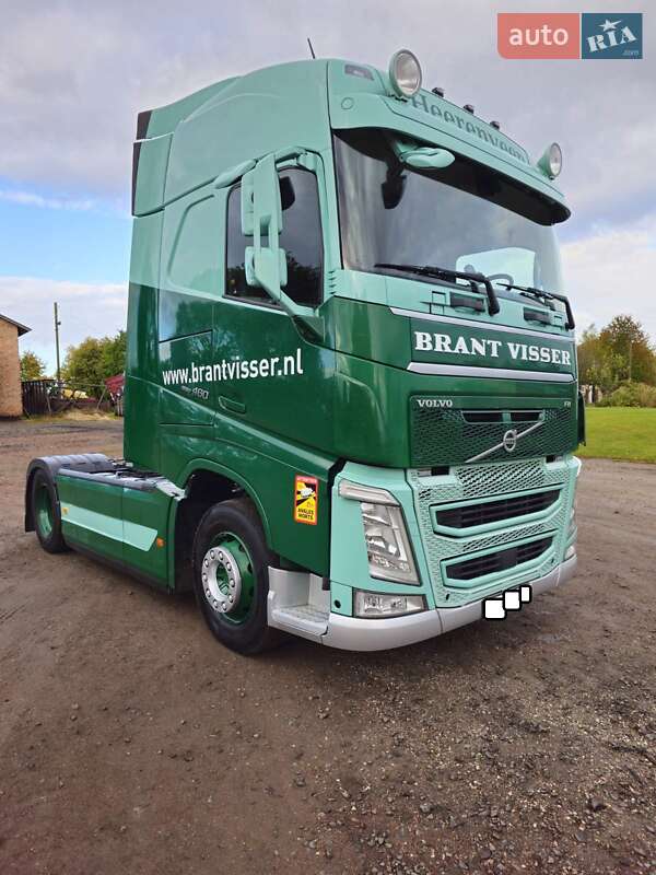 Тягач Volvo FH 13 2018 в Шептицькому фото Тягач Volvo FH 13 2018 в Шептицькому