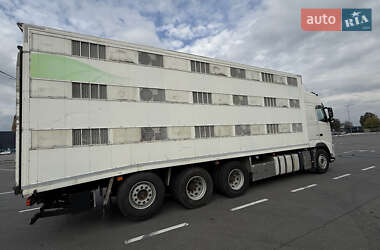 Для перевозки животных Volvo FH 13 2012 в Днепре
