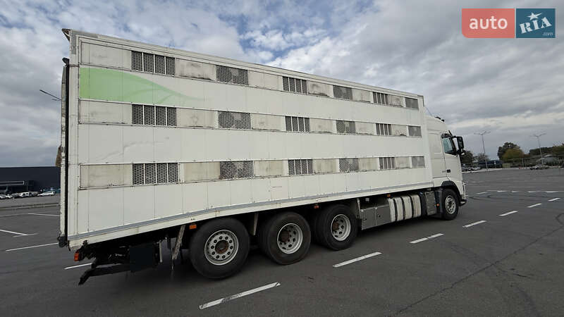 Для перевезення тварин Volvo FH 13 2012 в Дніпрі