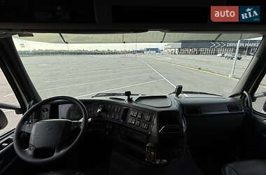 Для перевозки животных Volvo FH 13 2012 в Днепре