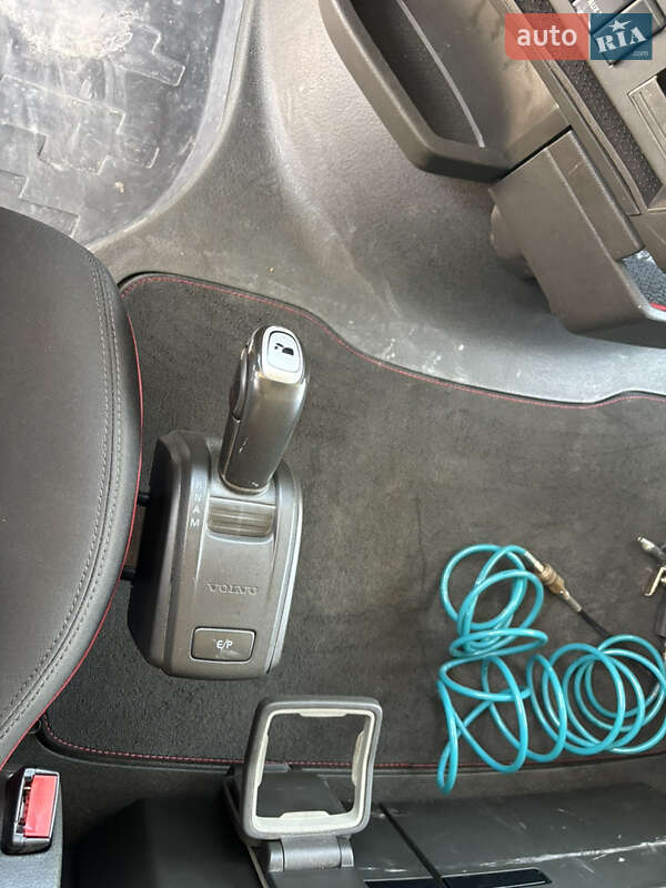 Тягач Volvo FH 13 2015 в Тернополі фото 23 Тягач Volvo FH 13 2015 в Тернополі