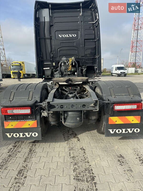 Тягач Volvo FH 13 2014 в Чернівцях фото 6 Тягач Volvo FH 13 2014 в Чернівцях