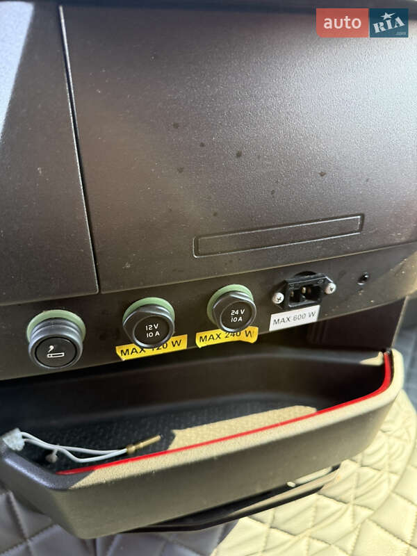 Тягач Volvo FH 13 2016 в Жовкві фото 39 Тягач Volvo FH 13 2016 в Жовкві