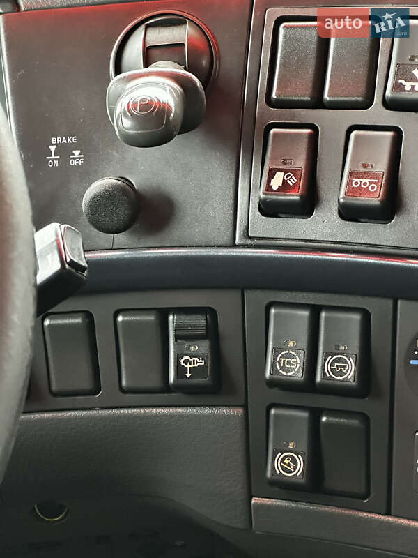 Самоскид Volvo FH 13 2012 в Івано-Франківську