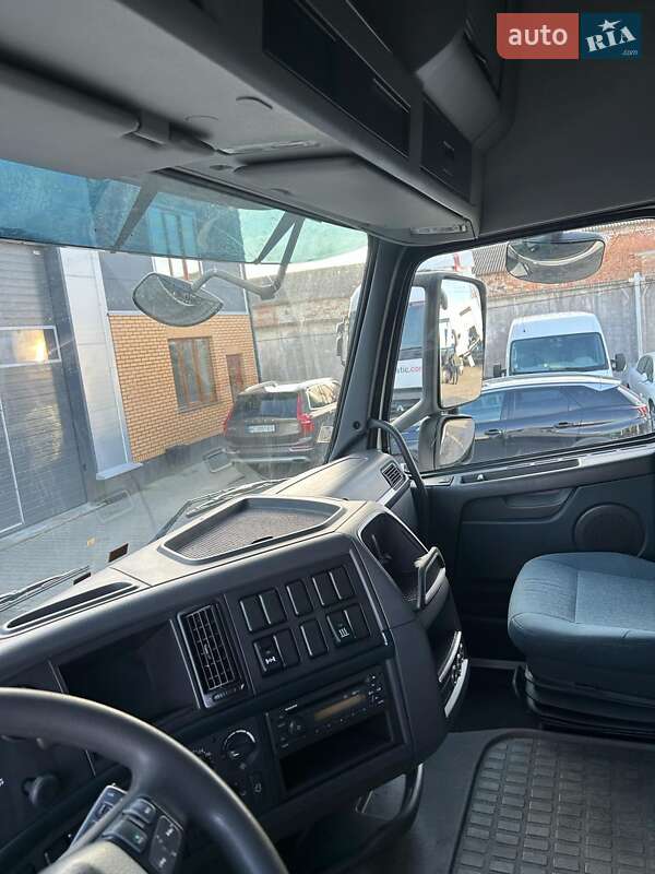 Тягач Volvo FH 13 2012 в Луцьку фото 15 Тягач Volvo FH 13 2012 в Луцьку