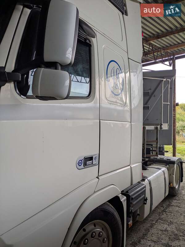 Самосвал Volvo FH 13 2007 в Косове