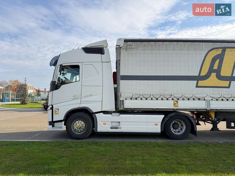 Тягач Volvo FH 13 2015 в Киеве фото 6 Тягач Volvo FH 13 2015 в Киеве