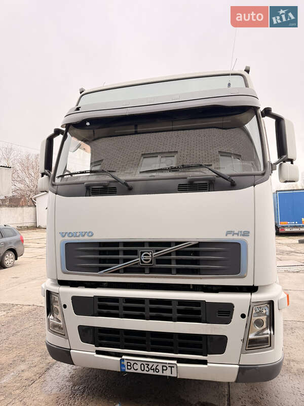 Тягач Volvo FH 13 2003 в Люботині