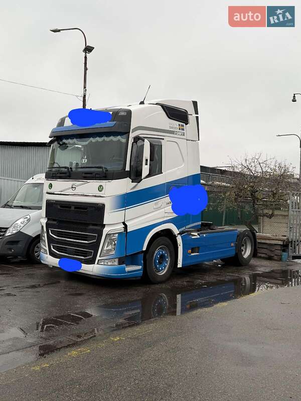 Тягач Volvo FH 13 2017 в Ужгороді