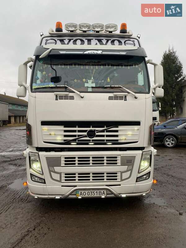 Тягач Volvo FH 13 2008 в Тячеве