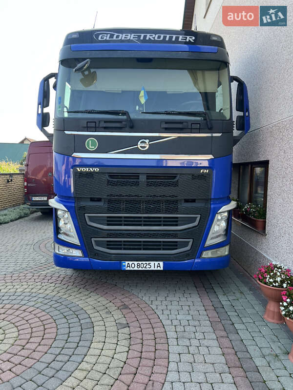 Тягач Volvo FH 13 2013 в Тячеве