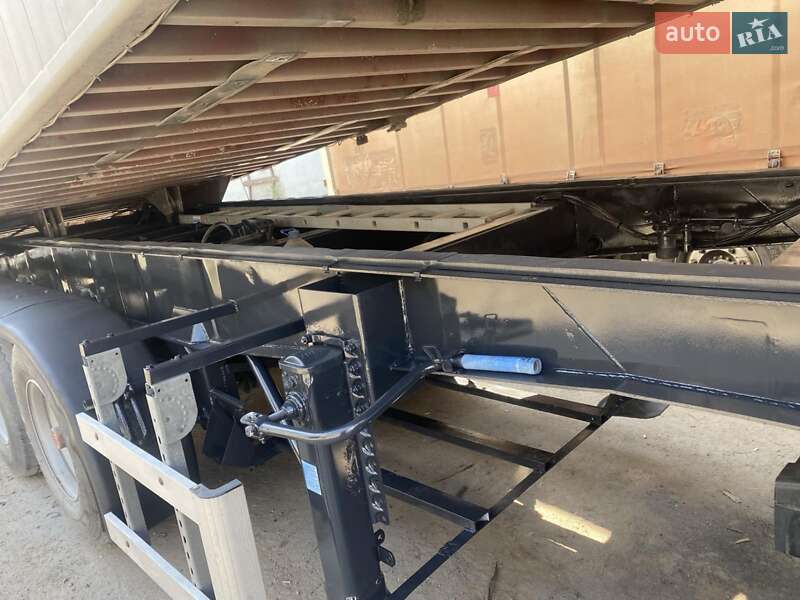 Зерновоз Volvo FH 13 2007 в Николаеве