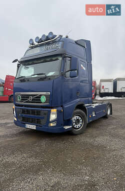 Тягач Volvo FH 13 2010 в Хусті