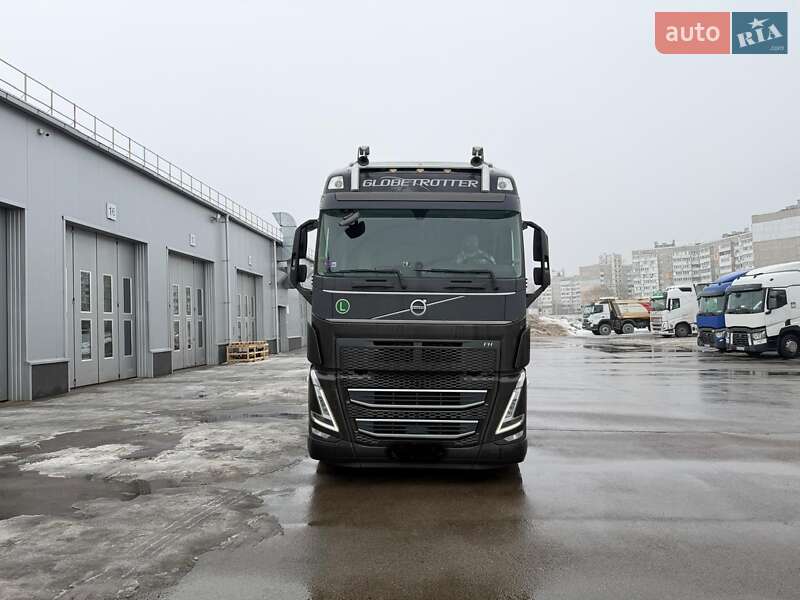 Тягач Volvo FH 13 2023 в Киеве