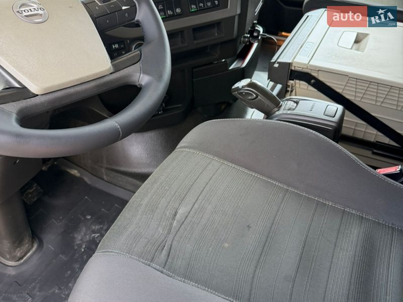 Тягач Volvo FH 13 2015 в Луцке фото 34 Тягач Volvo FH 13 2015 в Луцке