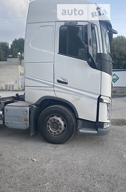 Контейнеровоз Volvo FH 16 2016 в Тернополе