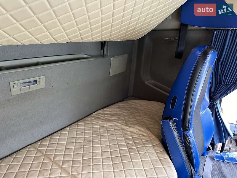 Тягач Volvo FH 16 2015 в Киеве